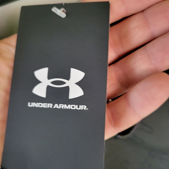 NWT UNDER ARMOR Women's Cold Weather Funnel Neck Top - Picture 10 of 15